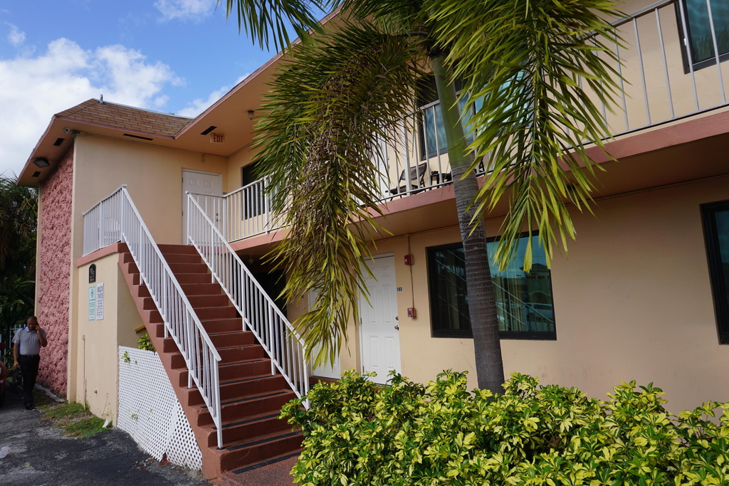 29 E Sheridan Street - Photo 1