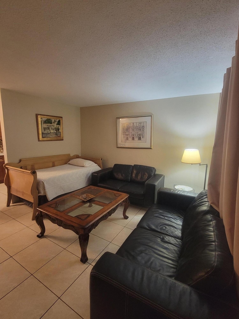 29 E Sheridan Street - Photo 3