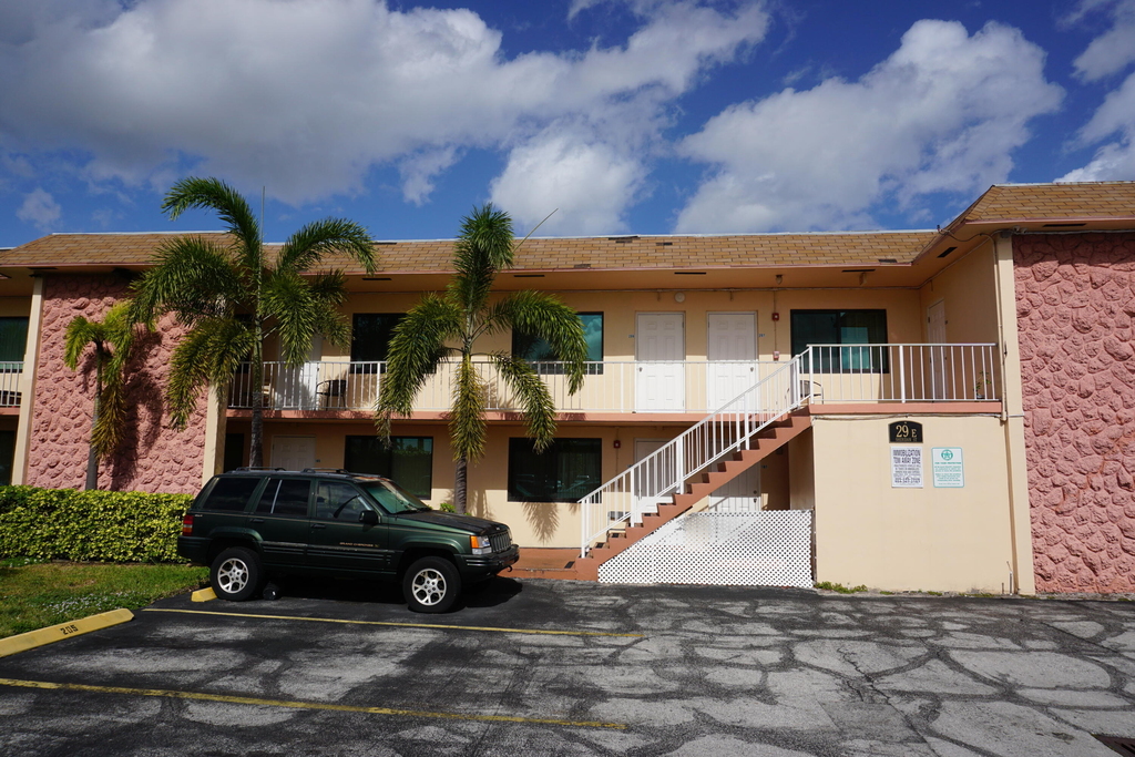 29 E Sheridan Street - Photo 0