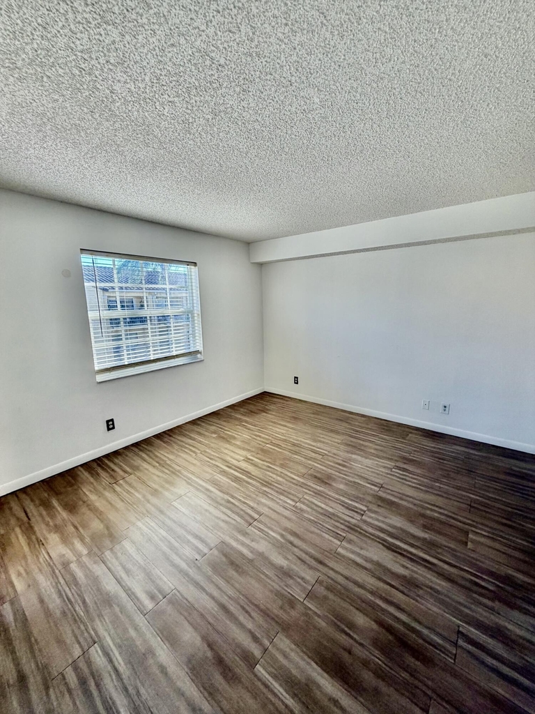 1130 Lake Shore Drive - Photo 9