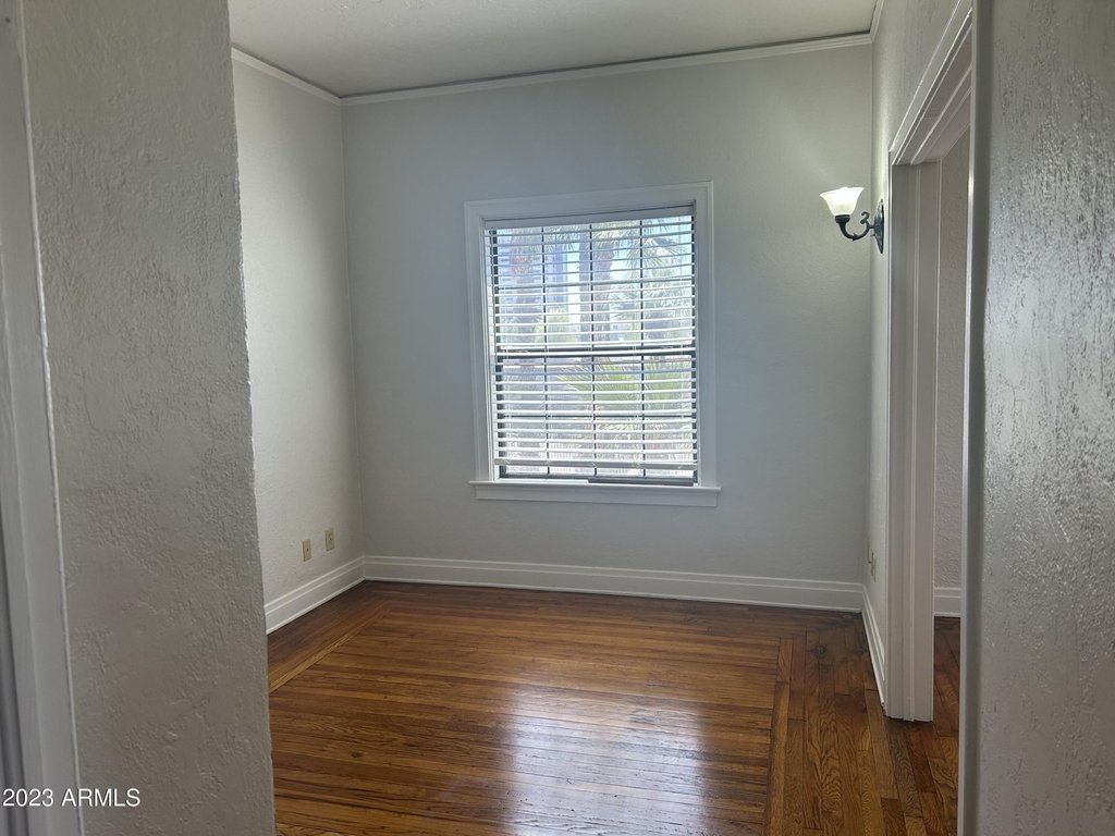 902 E Palm Lane - Photo 8