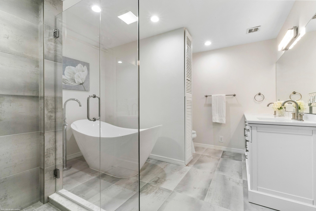 13477 Fountain View Boulevard - Photo 11