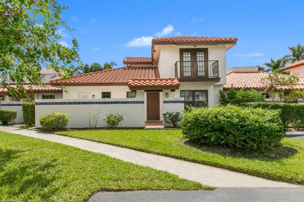 13477 Fountain View Boulevard - Photo 0