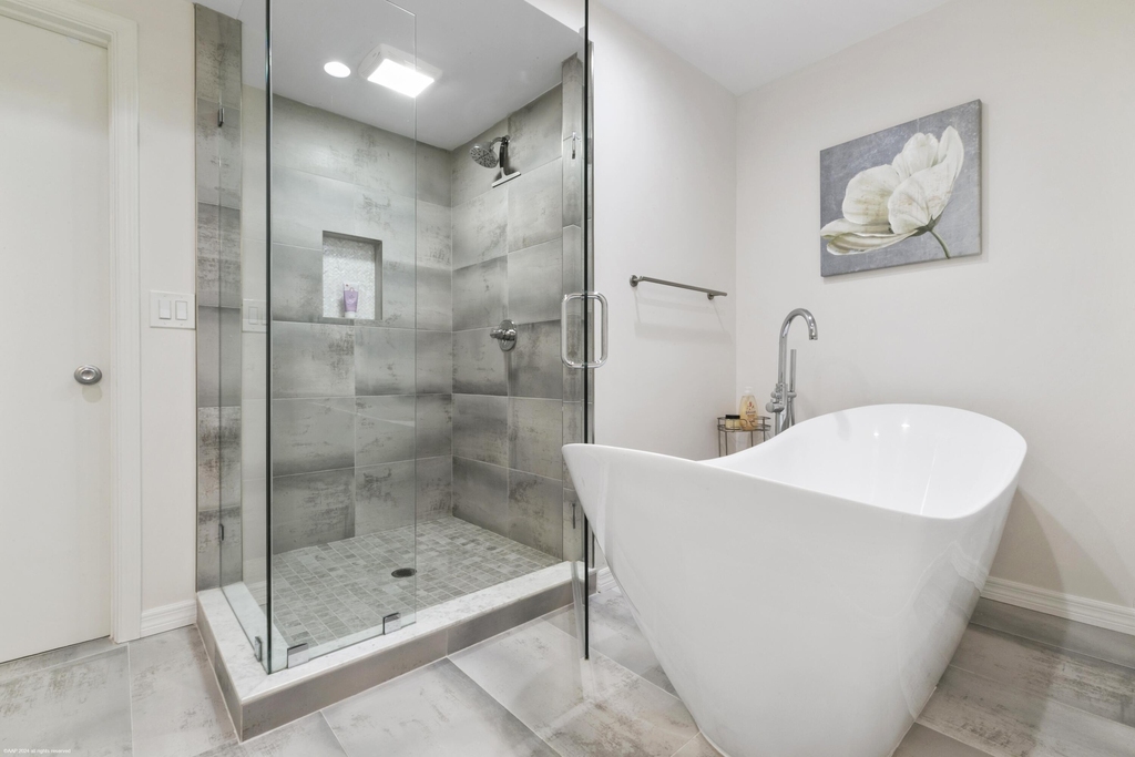 13477 Fountain View Boulevard - Photo 12