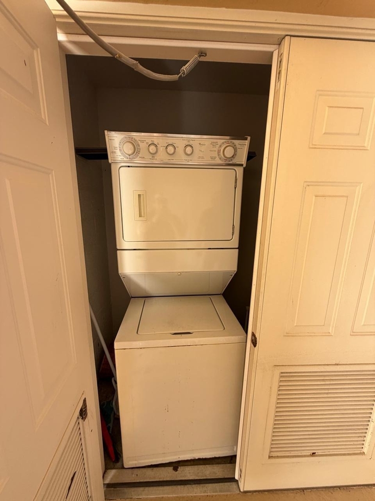 8319 Mulligan Circle - Photo 4