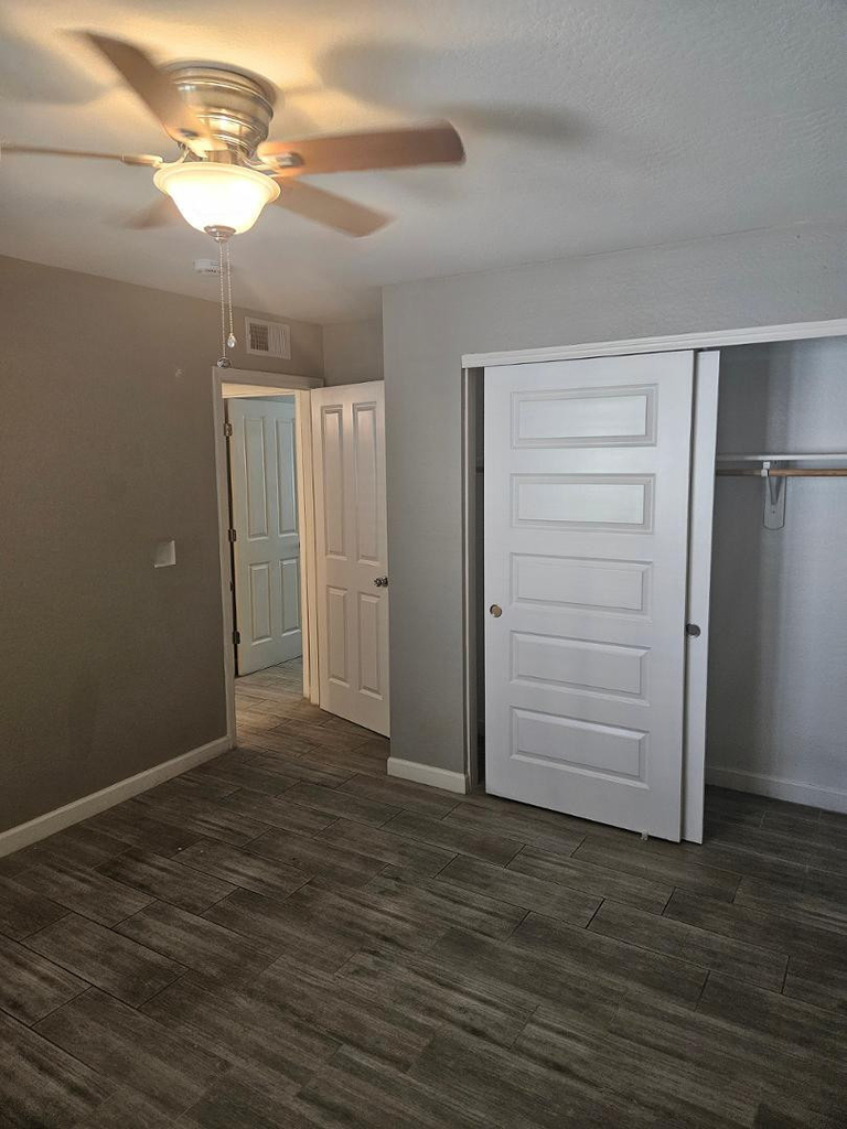 935 E Roma Avenue - Photo 13