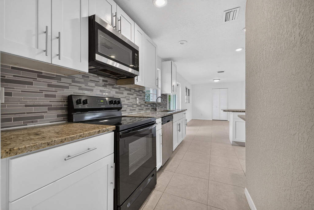 913 Se 10th Street - Photo 12