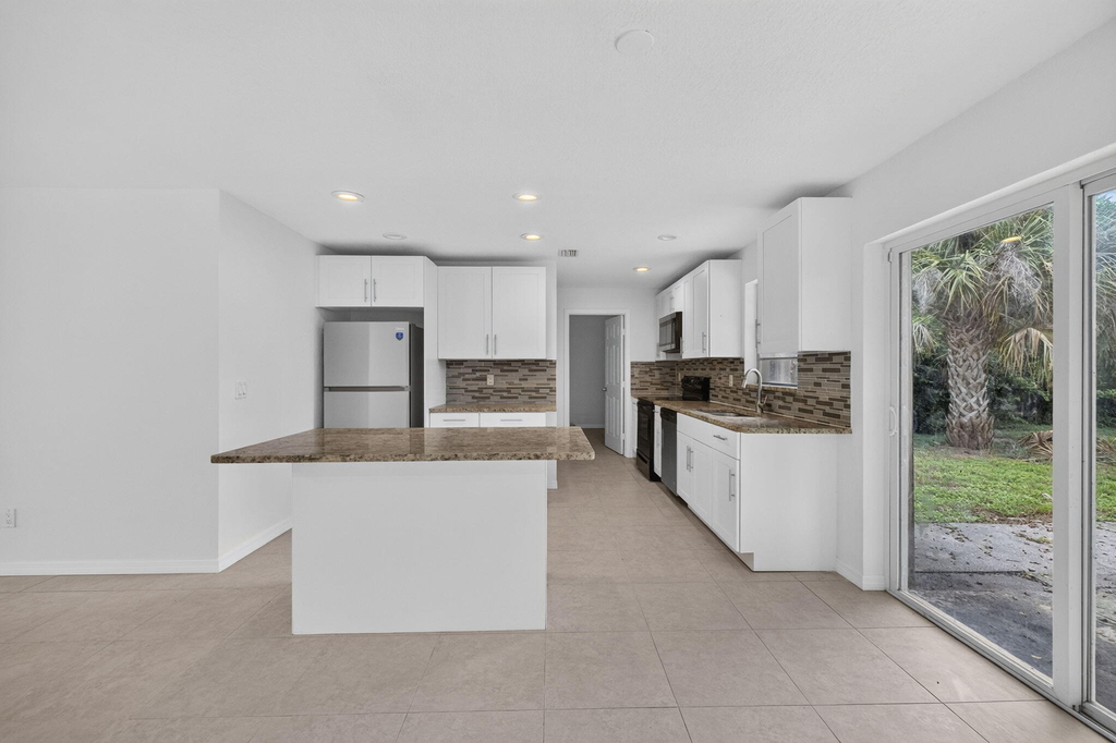 913 Se 10th Street - Photo 8