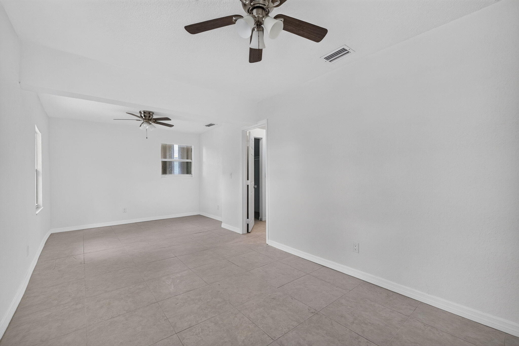 913 Se 10th Street - Photo 18