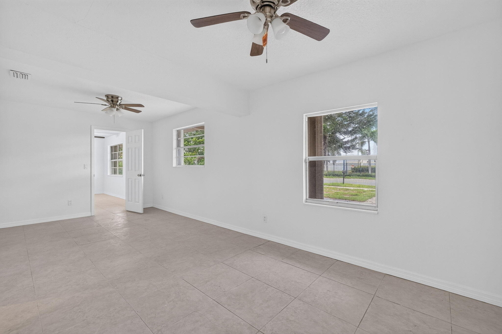 913 Se 10th Street - Photo 17