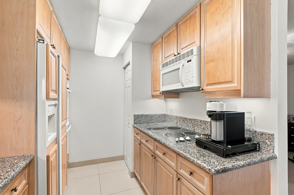 6001 N Ocean Drive - Photo 10