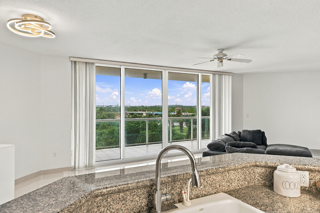 6001 N Ocean Drive - Photo 14