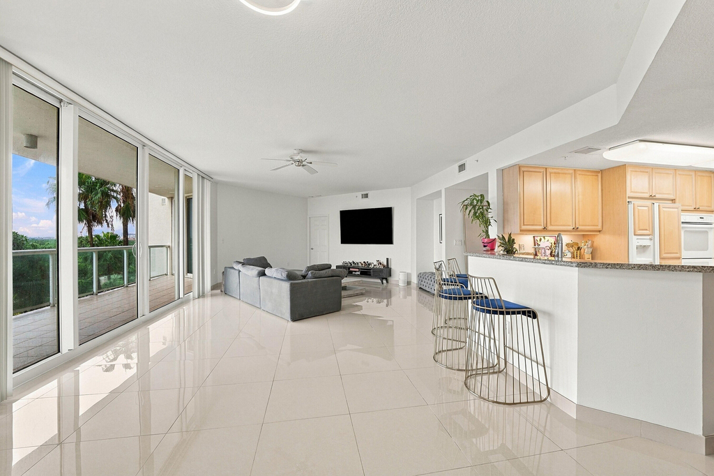 6001 N Ocean Drive - Photo 8