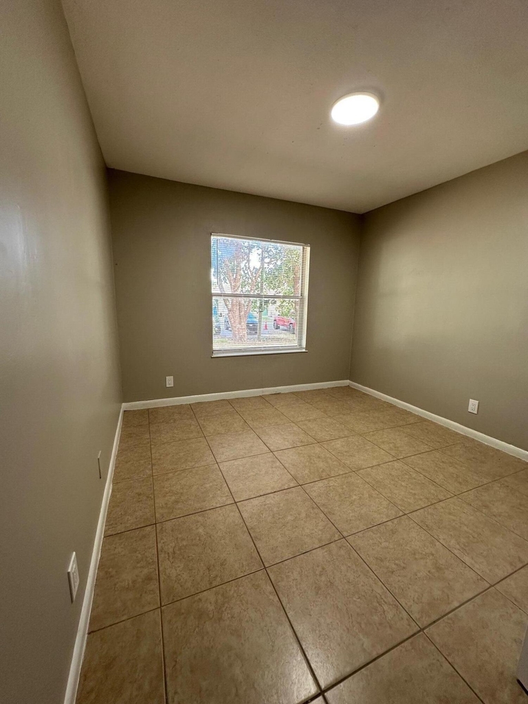 4839 Serafica Drive - Photo 4