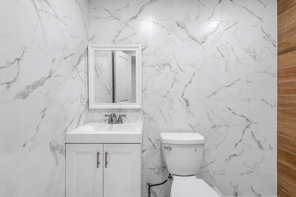 216 Jackson Avenue - Photo 10