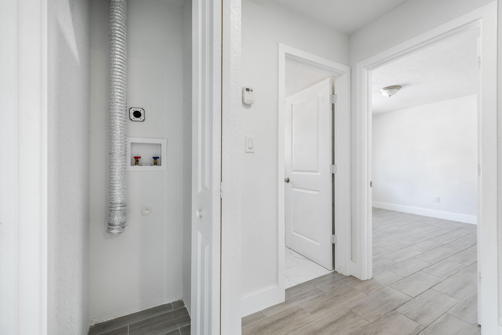 220 Jackson Avenue - Photo 15
