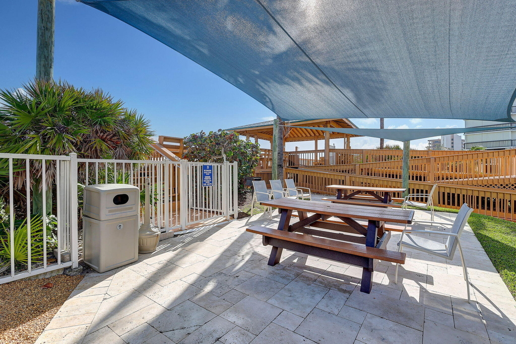 10600 S Ocean Drive - Photo 33