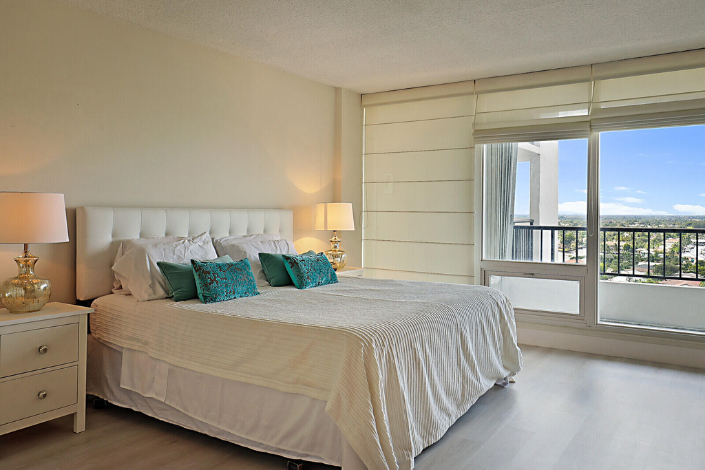 4280 Galt Ocean Drive - Photo 21