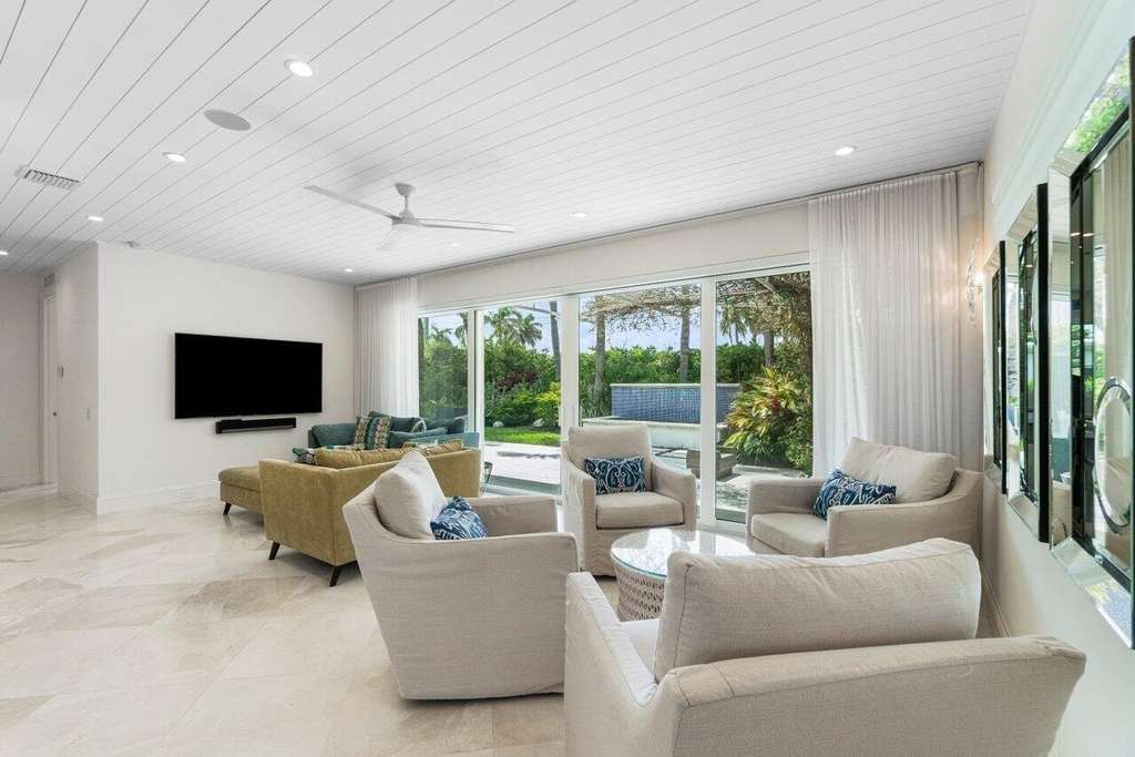 1212 Hillsboro Mile - Photo 14