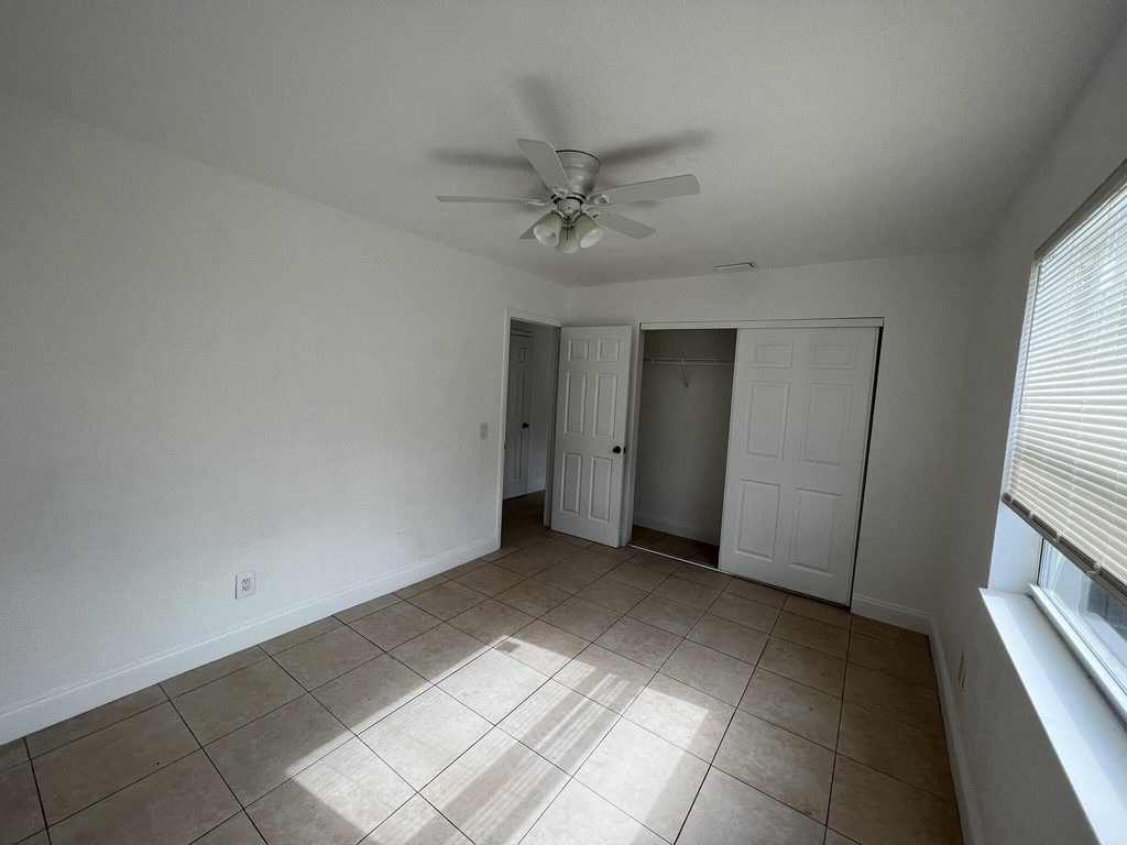 1130 N F Street - Photo 14