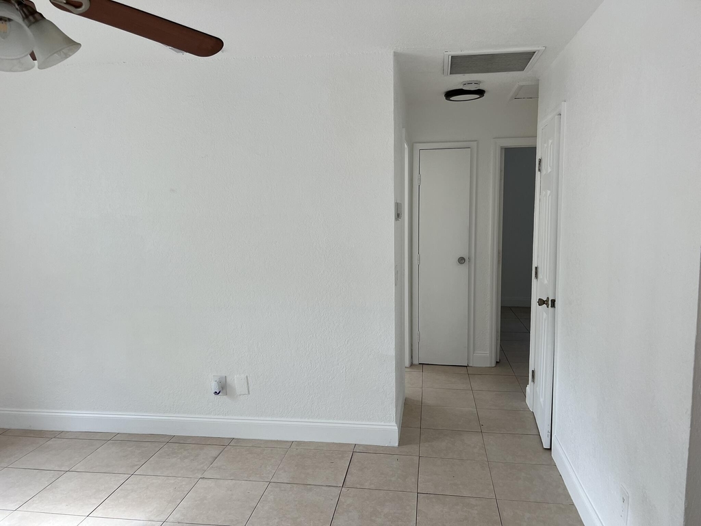 1130 N F Street - Photo 12