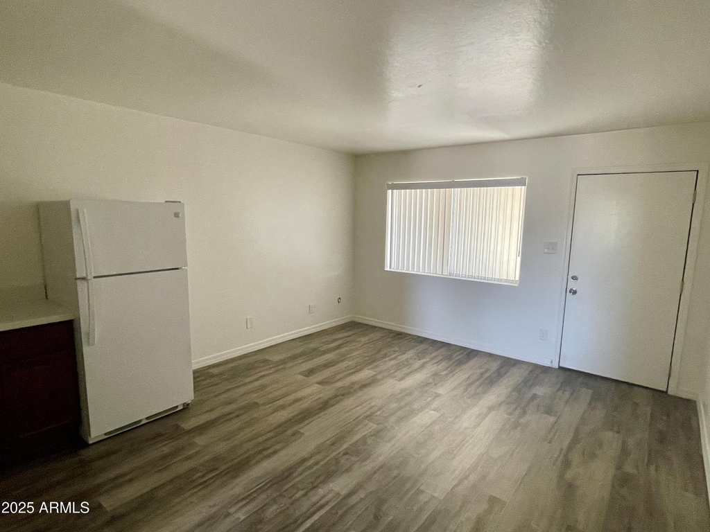 2301 N 28th Street - Photo 3