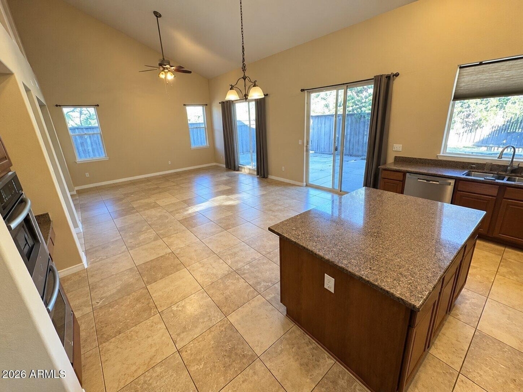 2314 W Old Paint Trail - Photo 9
