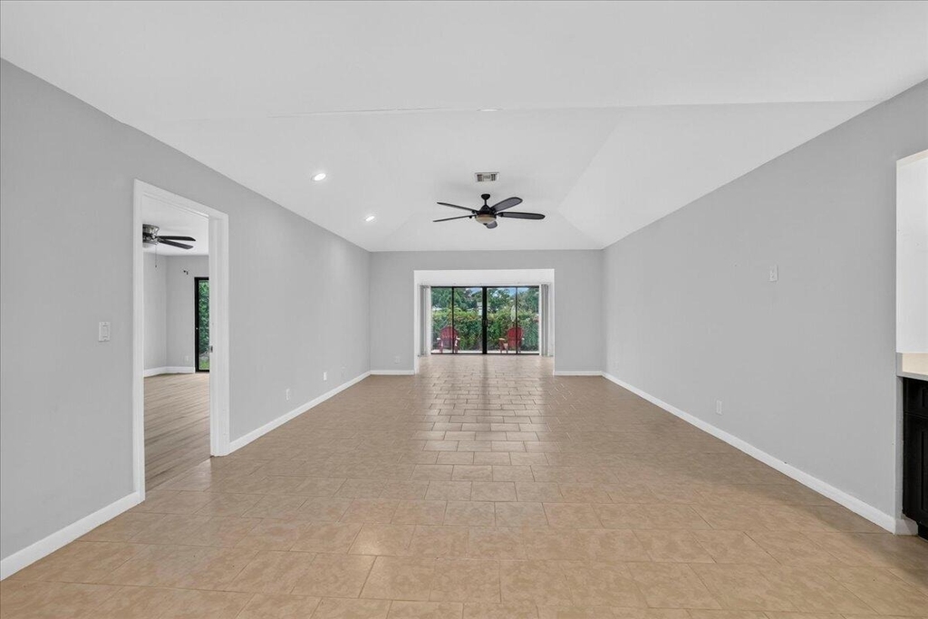 13867 Eastpointe Way - Photo 5