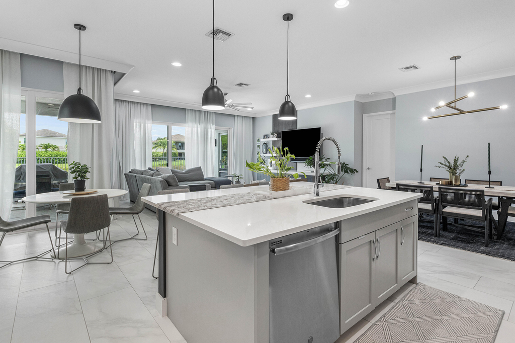 9663 Sterling Shores Street - Photo 4