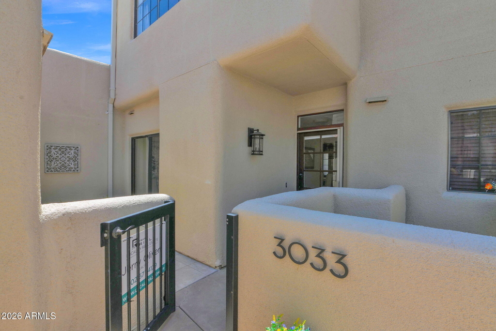 3033 E Rose Lane - Photo 0
