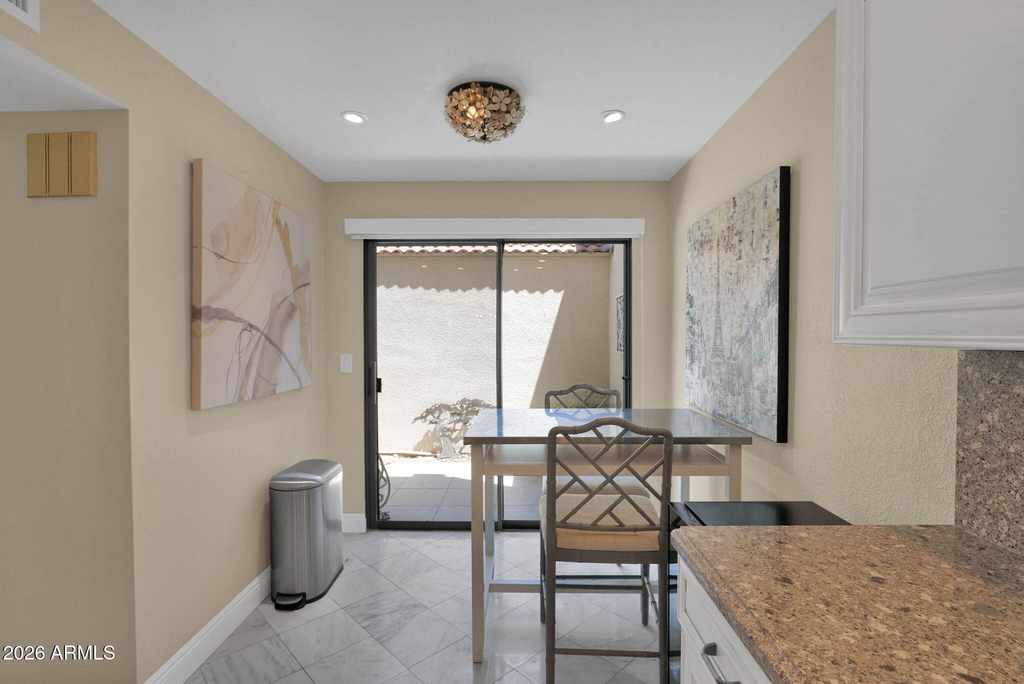 3033 E Rose Lane - Photo 6