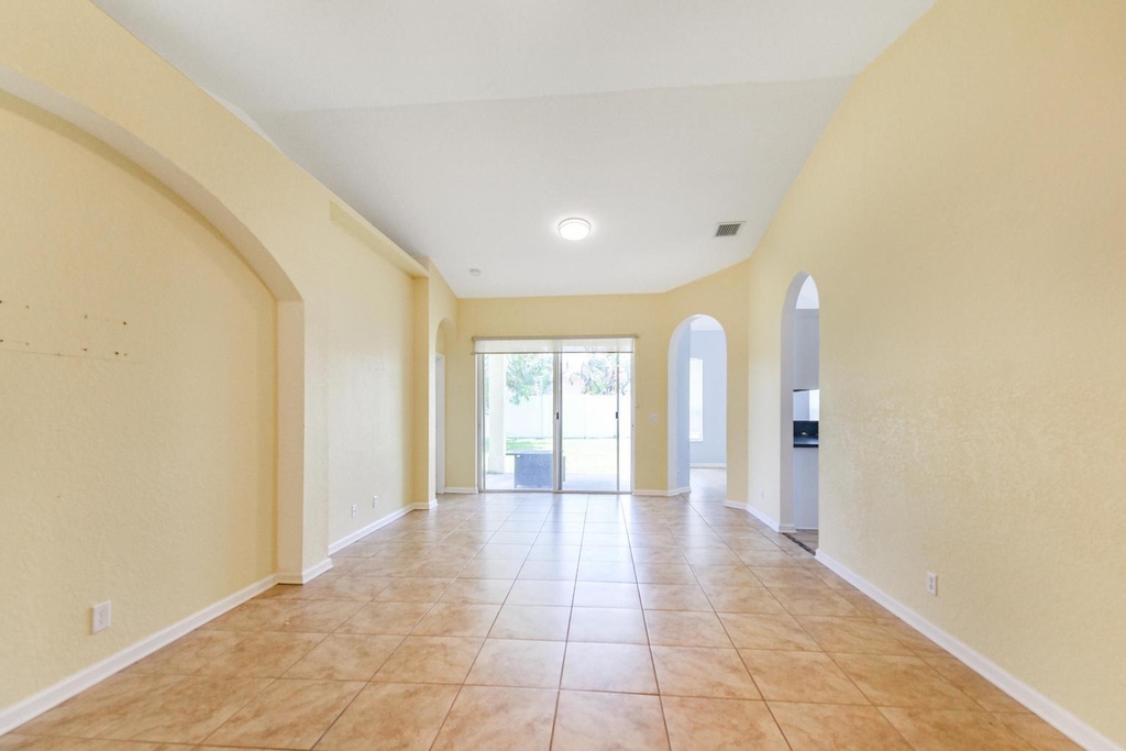 5544 Spanish River Road - Photo 2