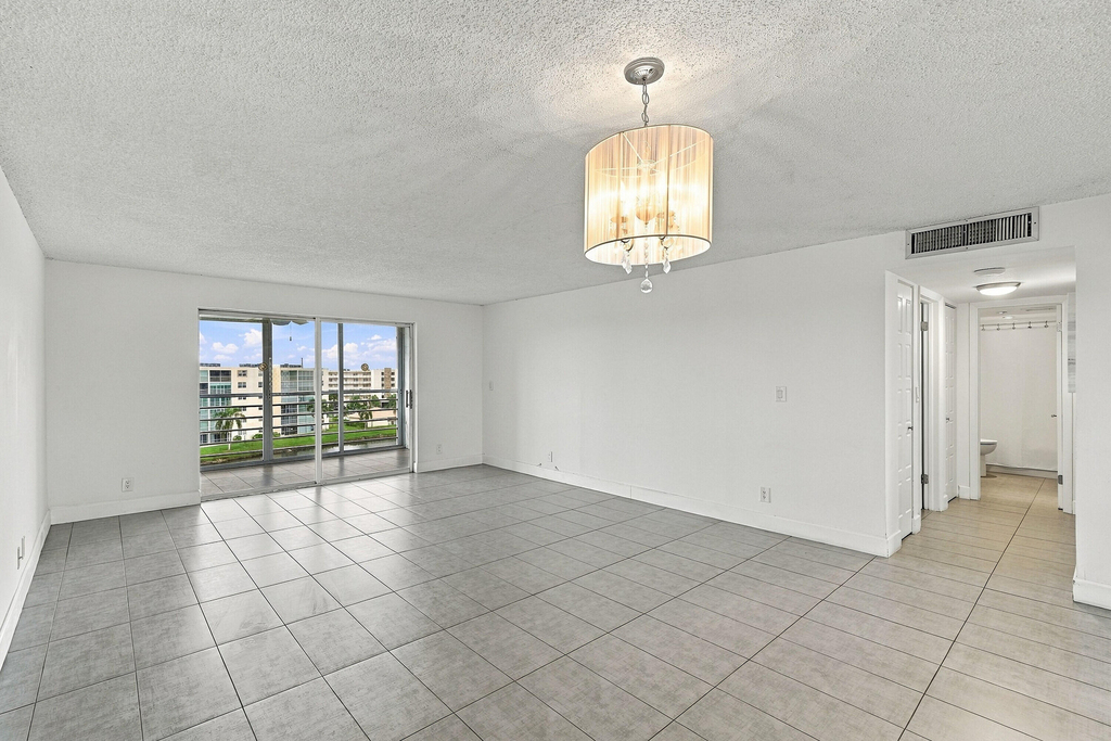 111 Se 3rd Avenue - Photo 19