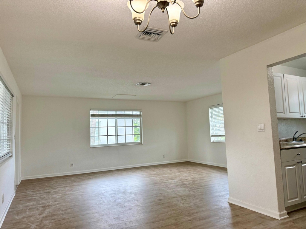 3370 Ne 16th Terrace - Photo 4