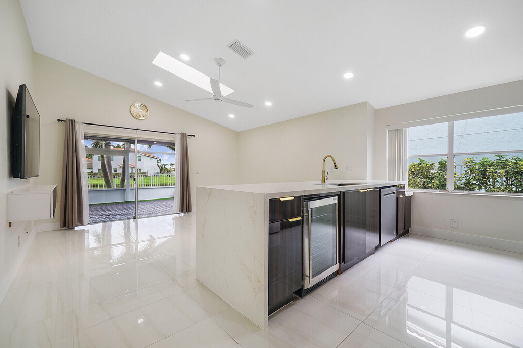 8599 Tourmaline Boulevard - Photo 9