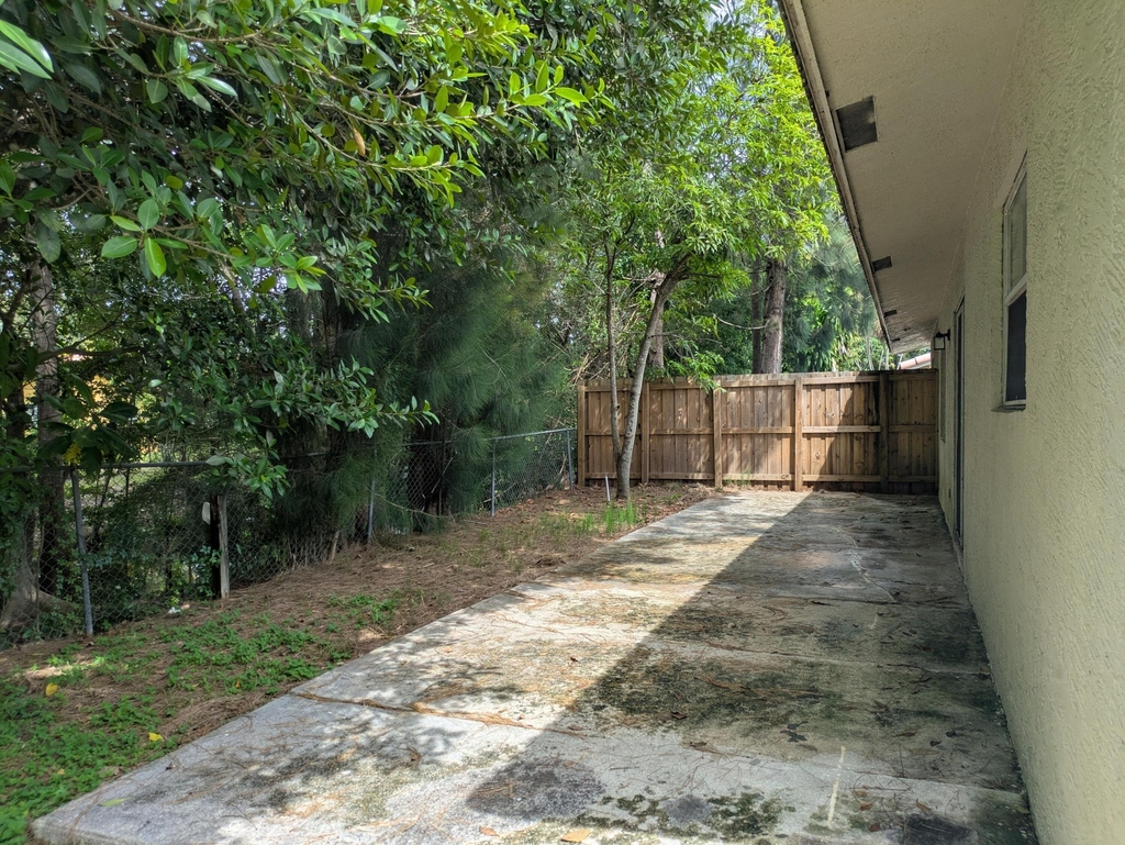 3502 Riverside Drive - Photo 9