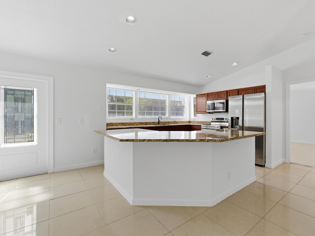 14242 77th Place N - Photo 13