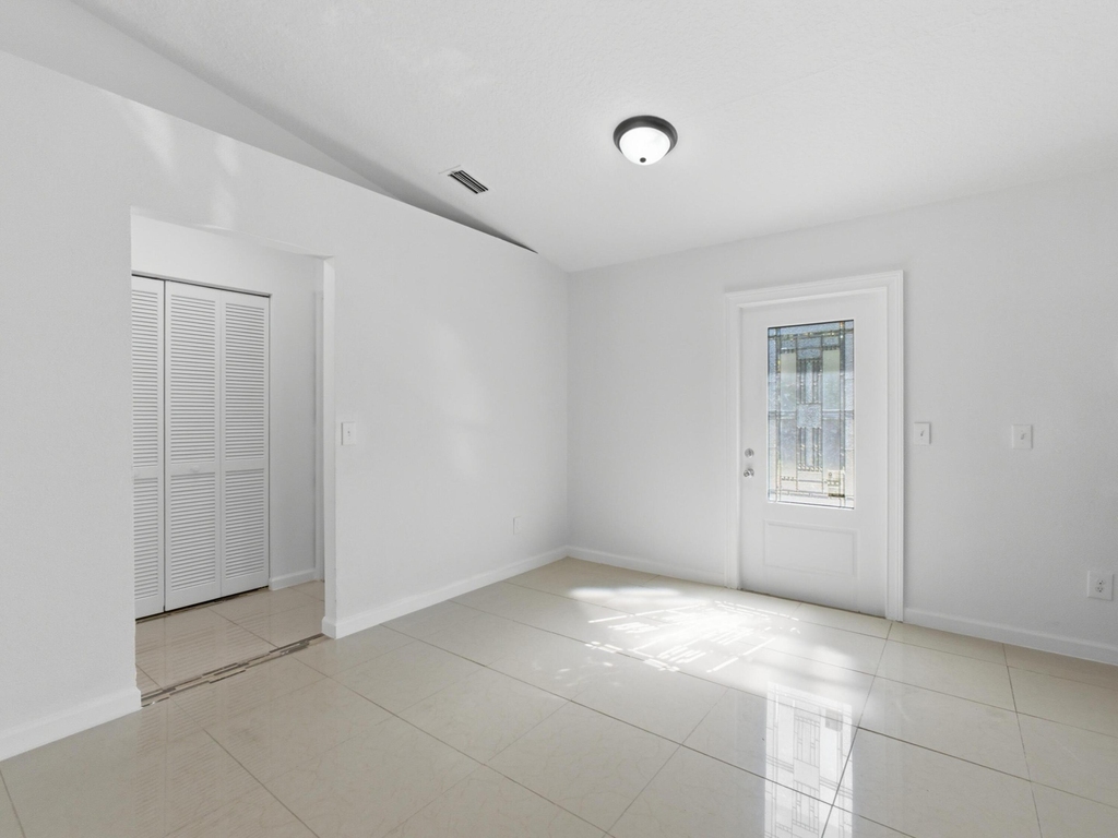 14242 77th Place N - Photo 11