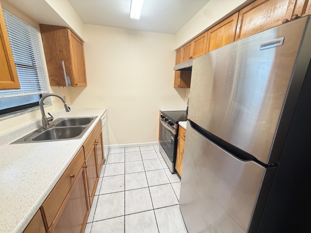 4105 Inlet Circle - Photo 5