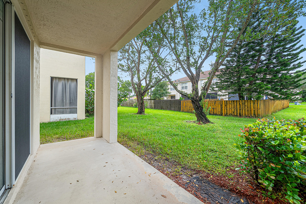 9688 Porta Leona Lane - Photo 24