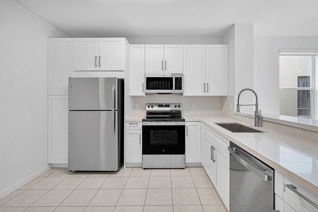 9688 Porta Leona Lane - Photo 5