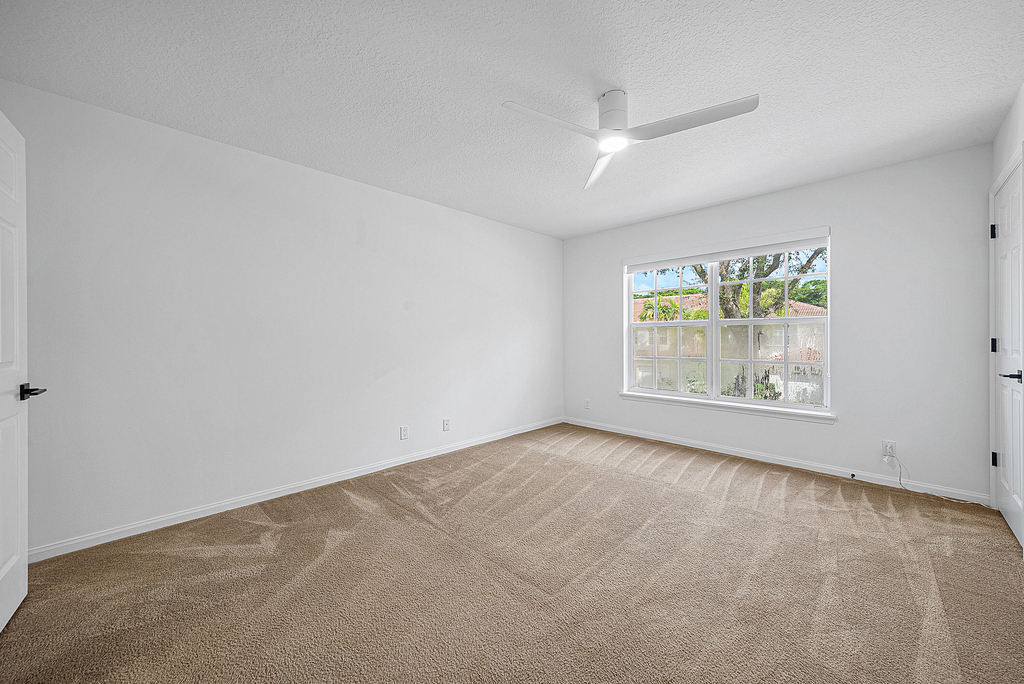 9688 Porta Leona Lane - Photo 15