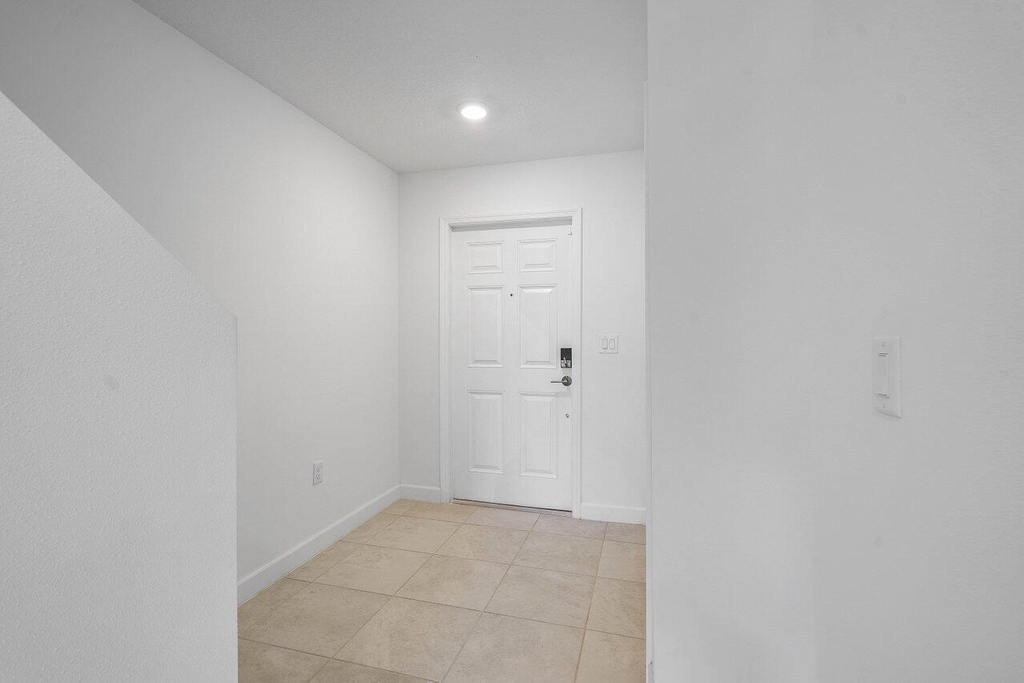 6758 Broadwater Lane - Photo 4