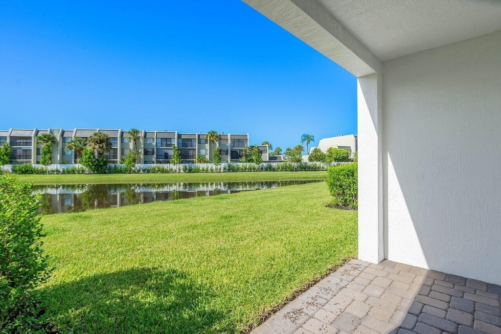6758 Broadwater Lane - Photo 19