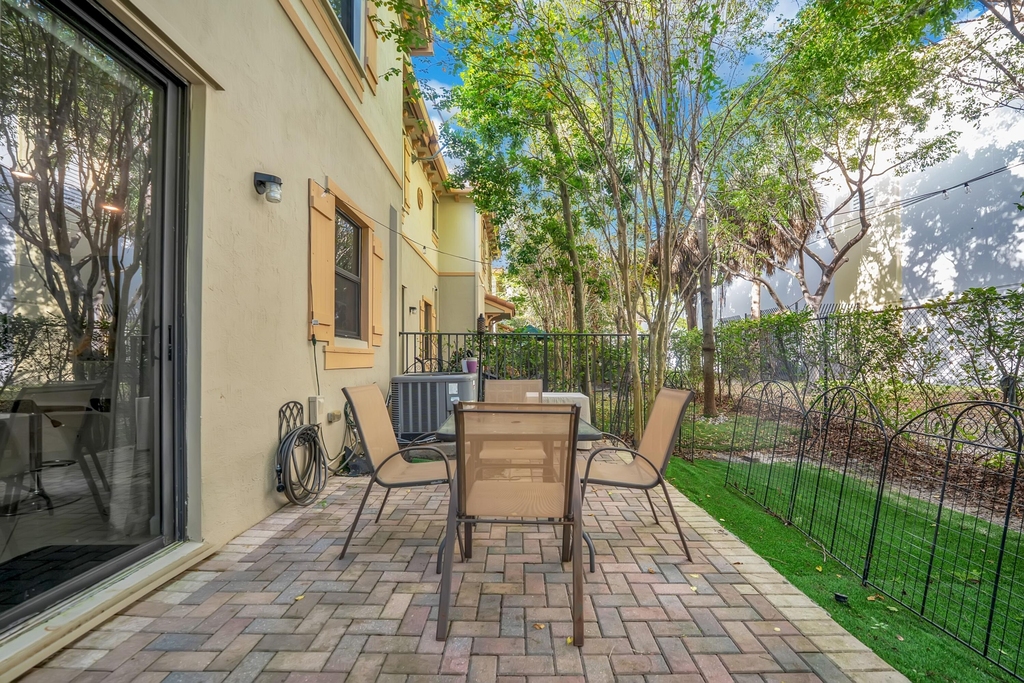 6946 Nw Halton Park Lane - Photo 18