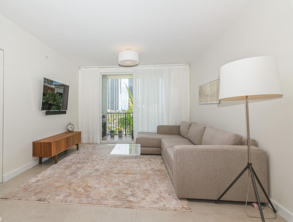 17100 N Bay Road - Photo 4