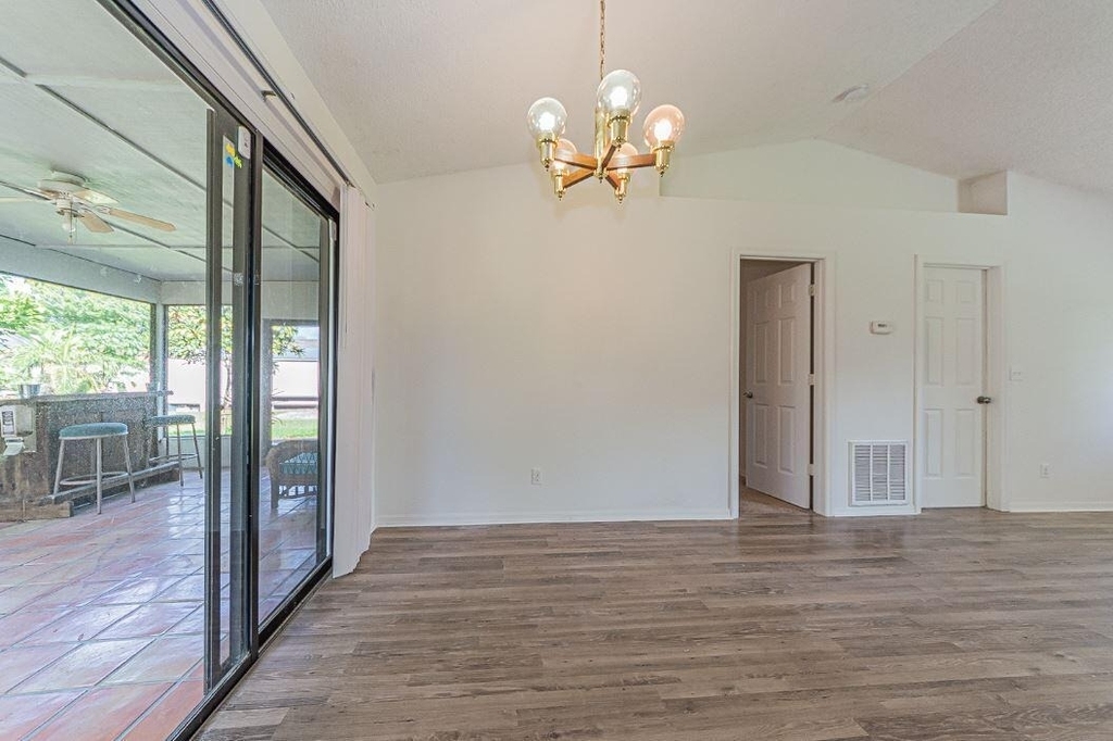 1636 20th Place Sw - Photo 8