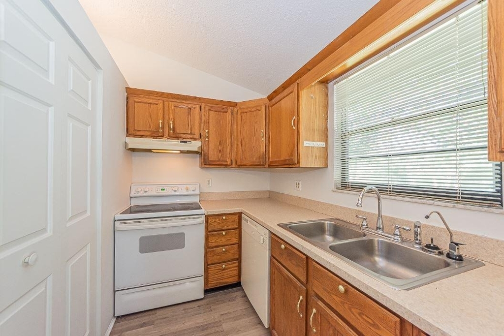 1636 20th Place Sw - Photo 6