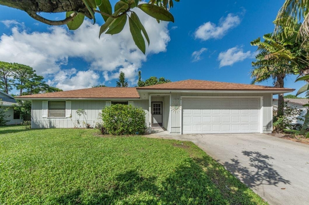 1636 20th Place Sw - Photo 1
