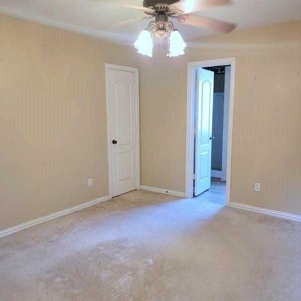 920 Sierra Vista Court - Photo 10
